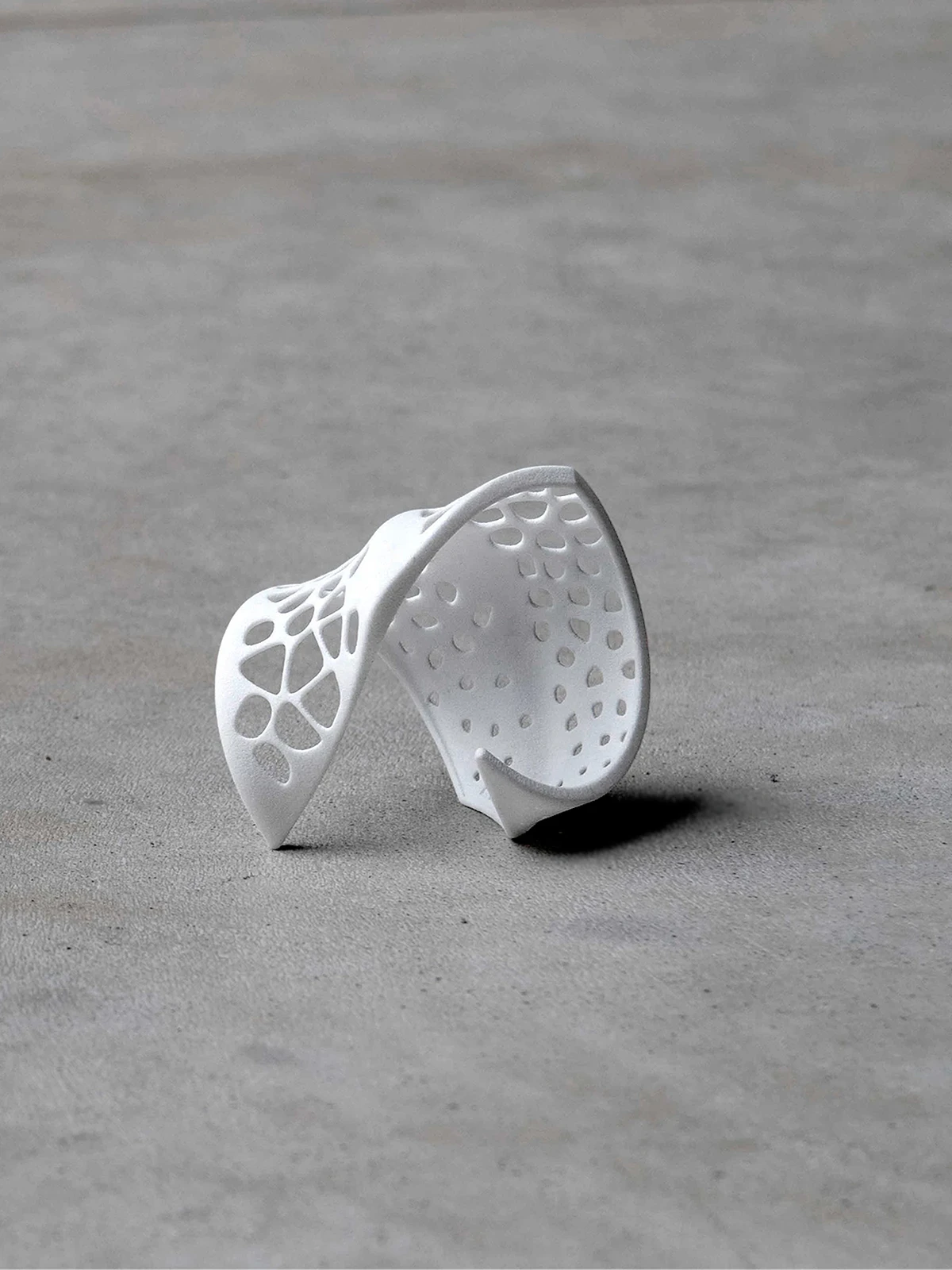 Biroi White Bracelet