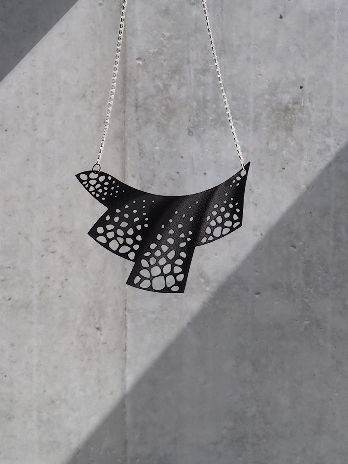Biroi Black Necklace